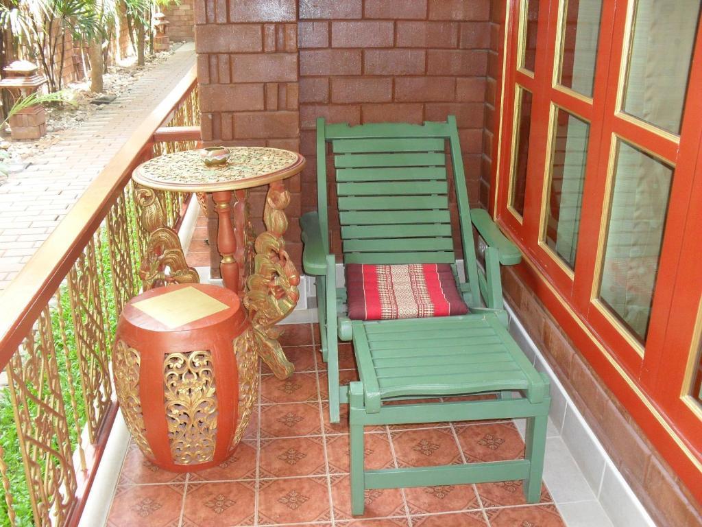 Irawadee Resort Meszot Szoba fotó