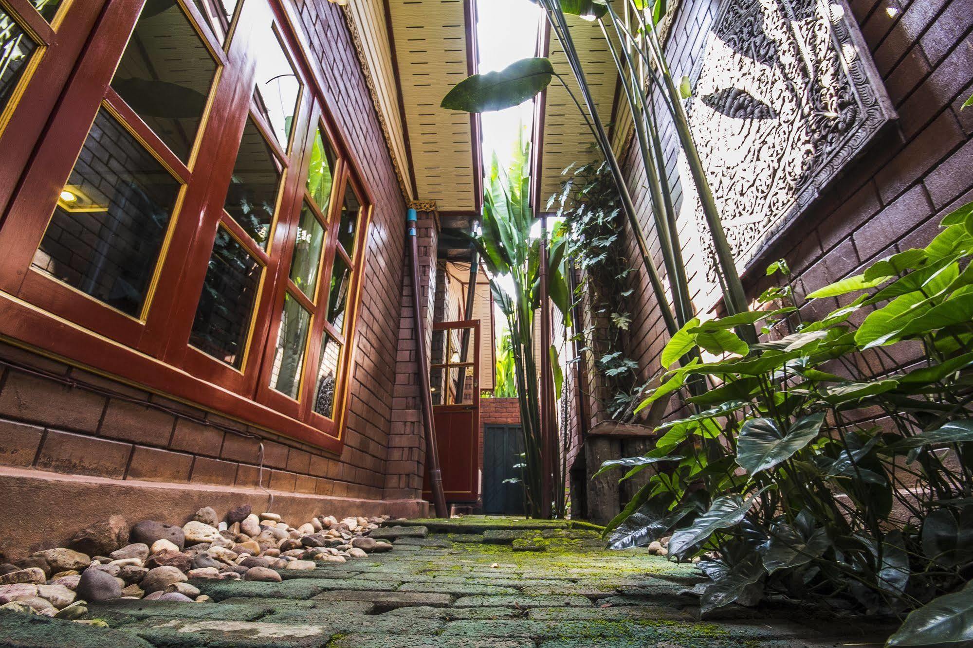 Irawadee Resort Meszot Kültér fotó
