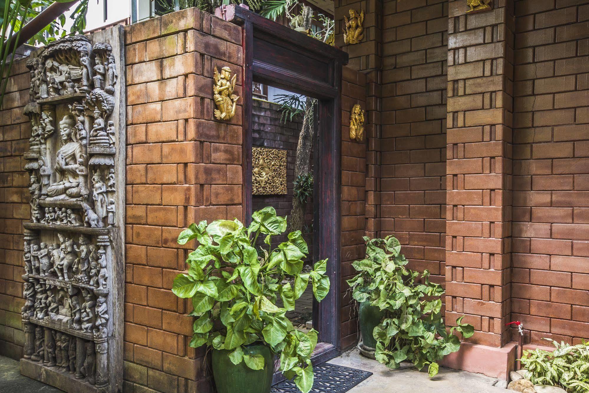 Irawadee Resort Meszot Kültér fotó
