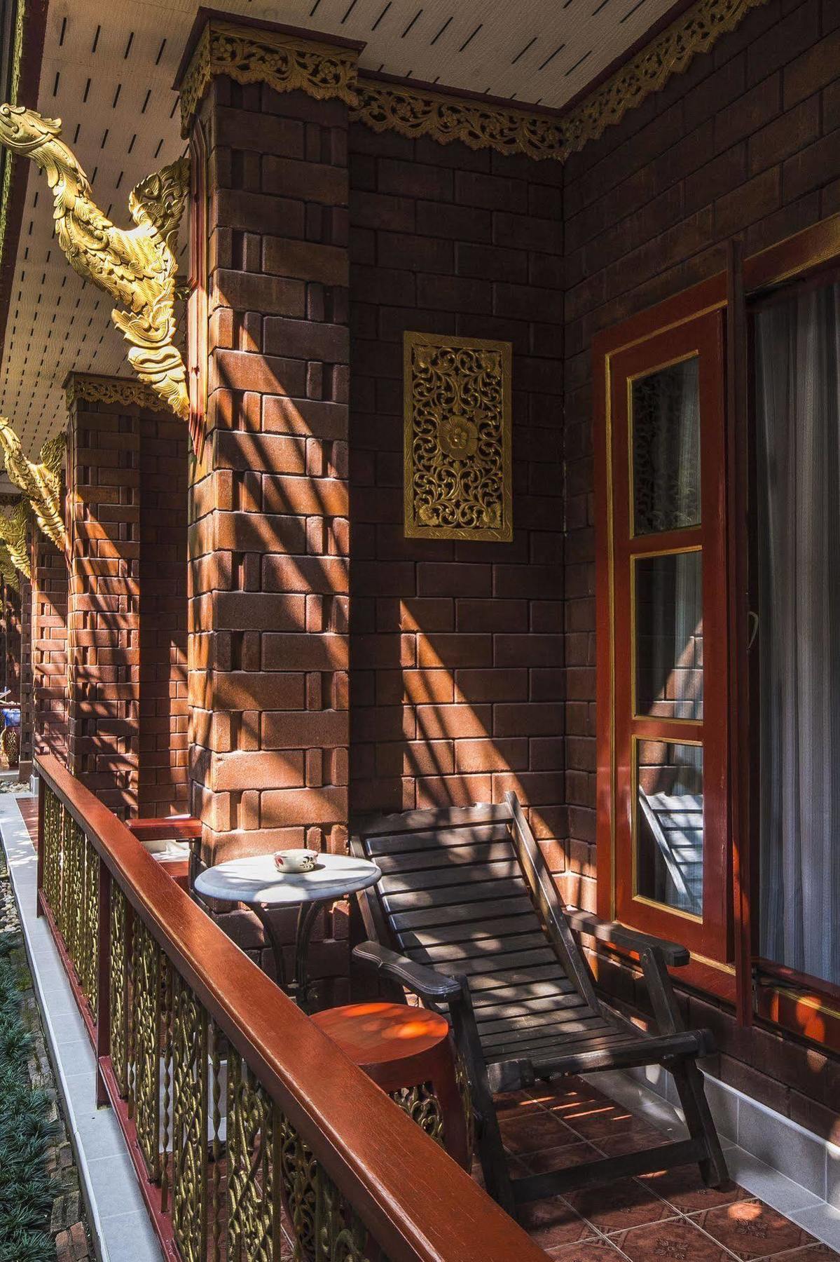 Irawadee Resort Meszot Kültér fotó
